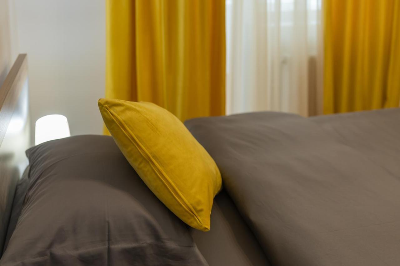 Luxury 2 Bedroom Holiday Apartment Питещ Екстериор снимка